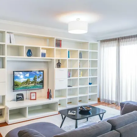 Arcadas Grand Sea View