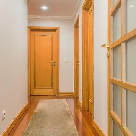 Arcadas Grand Sea View Apartment *