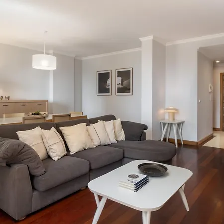 Arcadas Iii By An Island