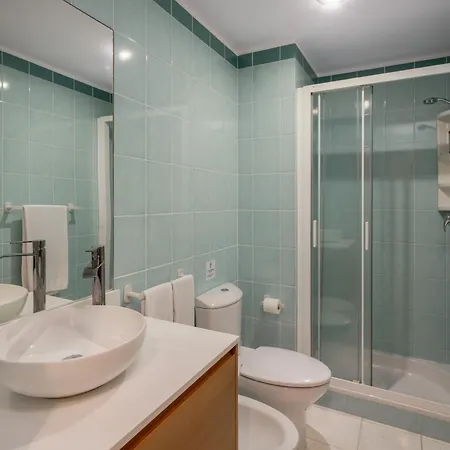 Arcadas Iii By An Island Apartment *