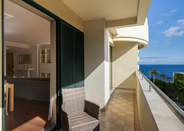 아파트 Arcadas Iii By An Island