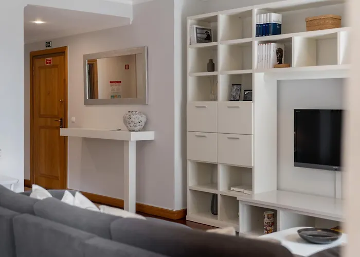 Arcadas Iii By An Island