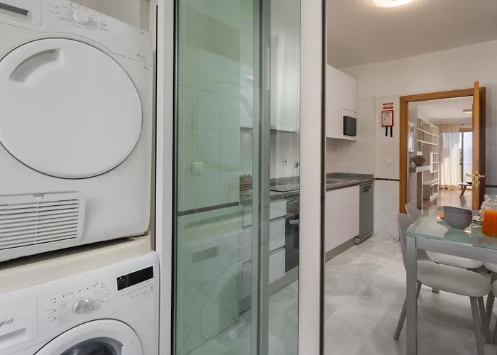 Arcadas Iii By An Island 푼샬